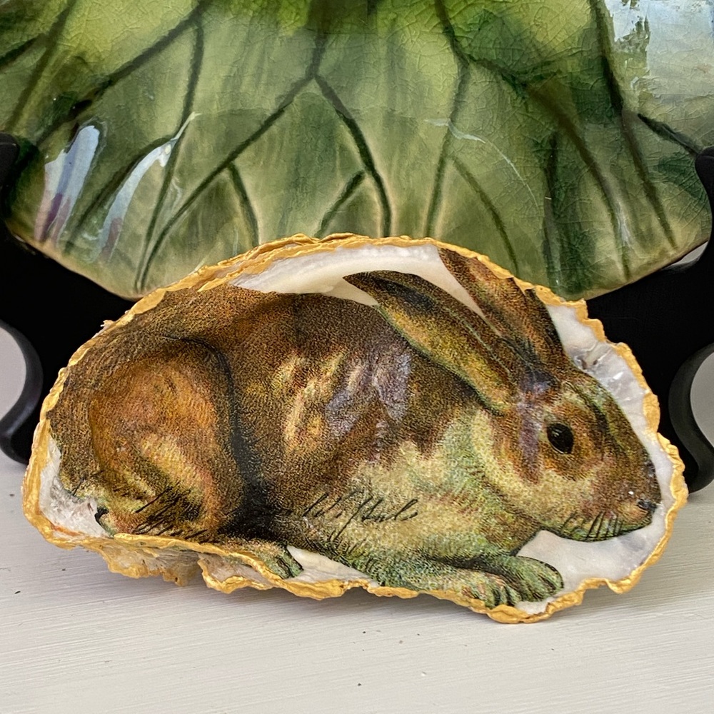 NEW RABBIT CHINOISERIE TOPIARY DECOUPAGE OYSTER SHELL TRINKET TRAY